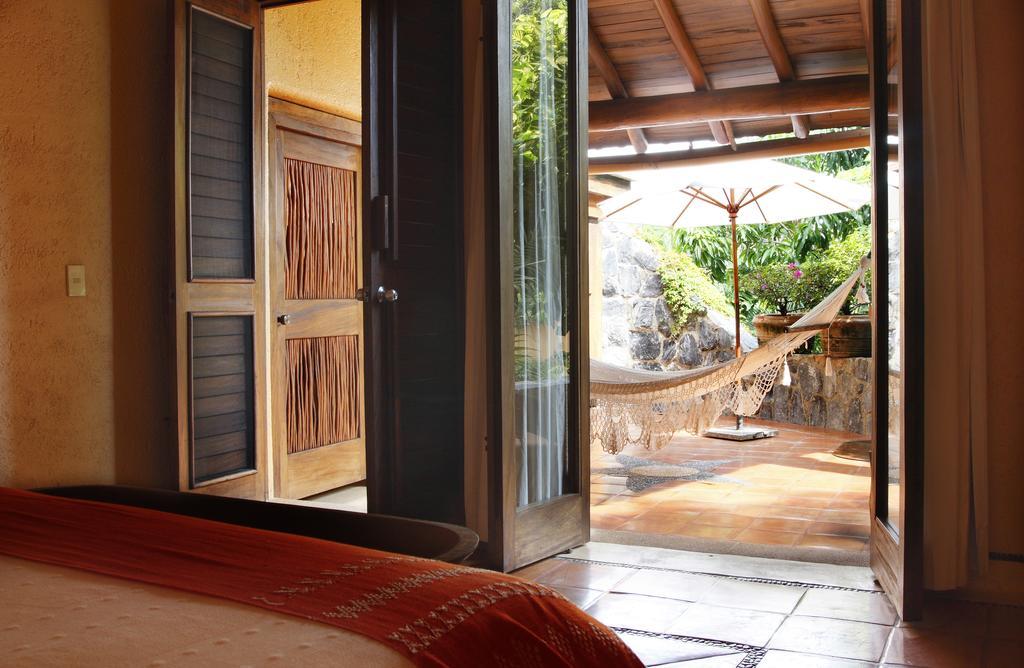 Hotel Casa Don Francisco อิกซ์ทาปา ภายนอก รูปภาพ